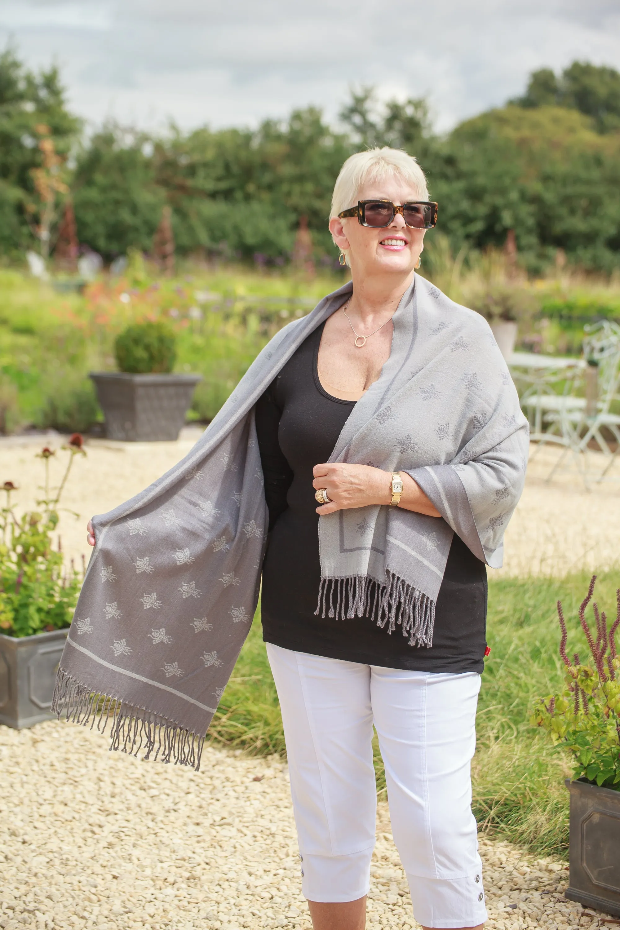 HONEY - BEE DESIGN SCARF RMD202106-11 9 COLS